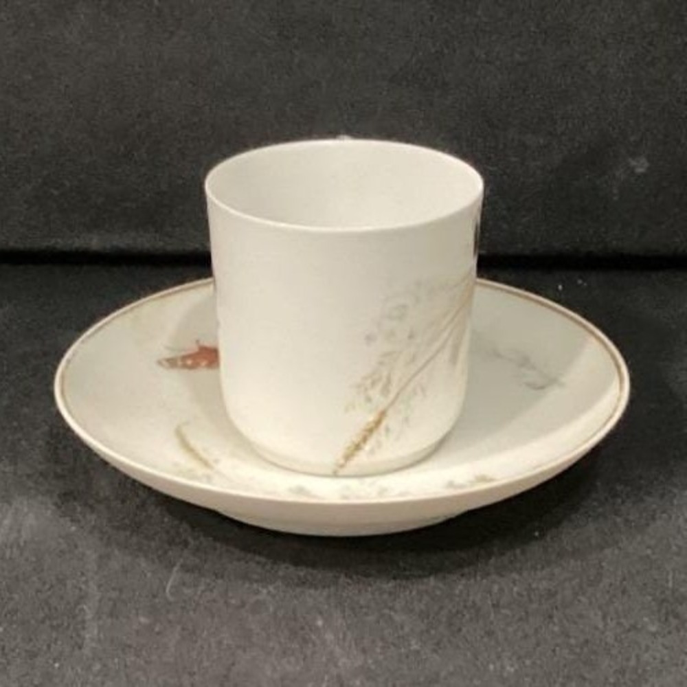 Haviland Limoges Meadow Visitors Teacup & Saucer, Two Piece Set Butterfly Design - Picture 5 of 17